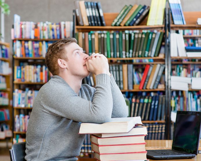 Rugăciune pentru frații în fața examenelor - Portal Rugăciuni