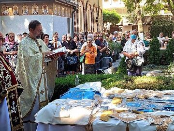 Cum să ne păstrăm credința puternică în vremuri dificile prin rugăciune și comuniune spirituală - Portal Rugăciuni